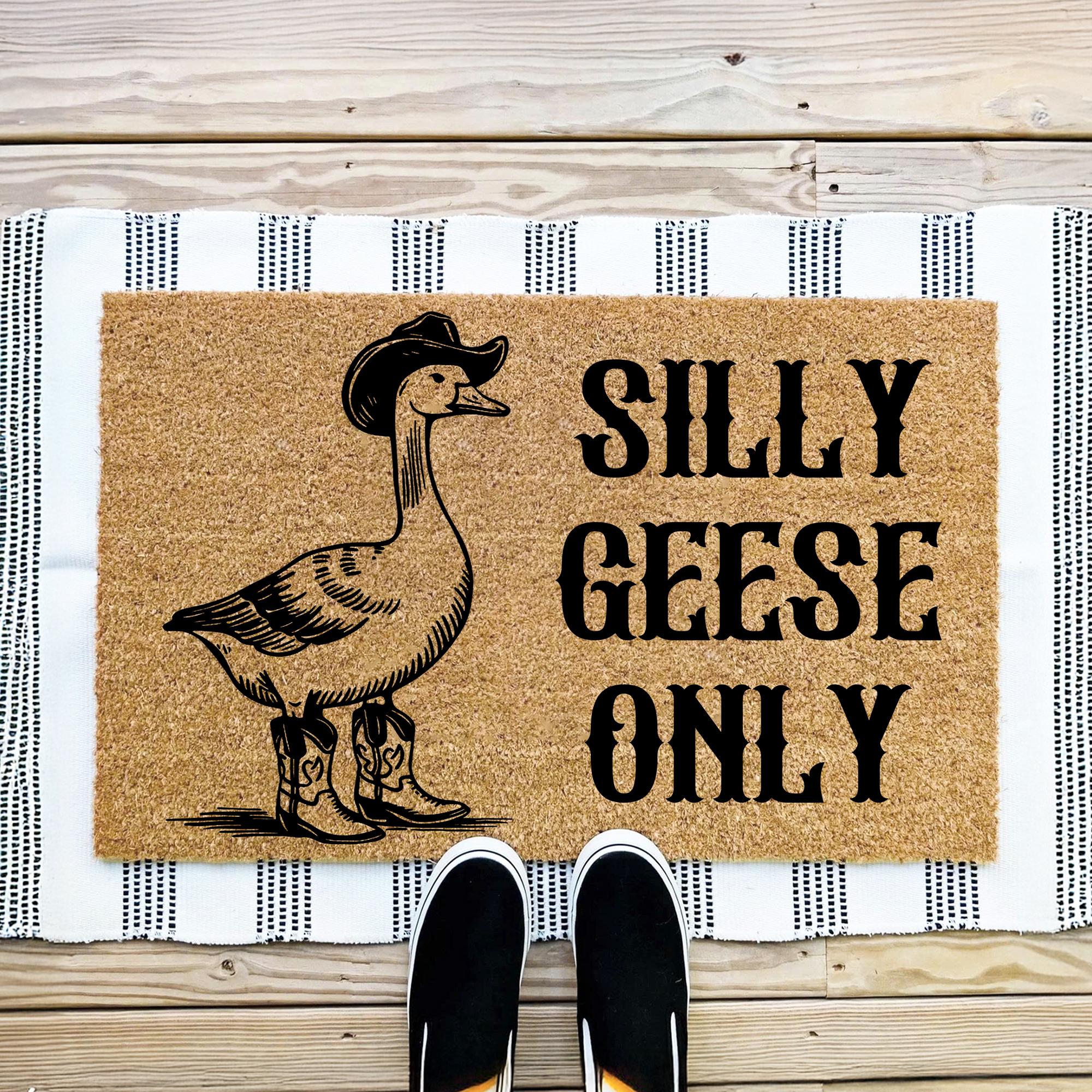 "Zerbino \"Silly Geese Only\", zerbino \"Silly Goose\", zerbino divertente, zerbino divertente, zerbino di benvenuto divertente, zerbino unico, zerbino div"