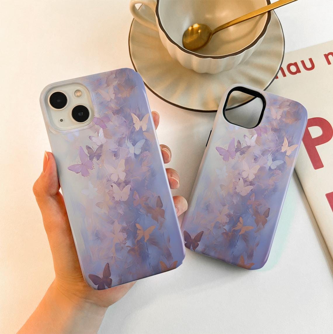 Custodia Farfalle Viola per iPhone 16 15 13 12 11, Custodia Opaca per iPhone 14 13 12 11 Pro Max 14 15 Plus, Custodia Mini per iPhone 7/8/12/13 XR XS