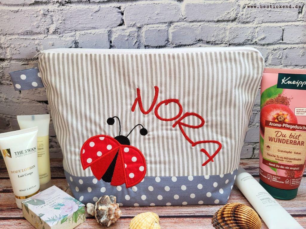 borsa ricamata BEETLE + NOME //grigio// borsa fasciatoio borsa da toilette borsa per pannolini borsa da toilette borsa da lavaggio 20 caratteri borsa