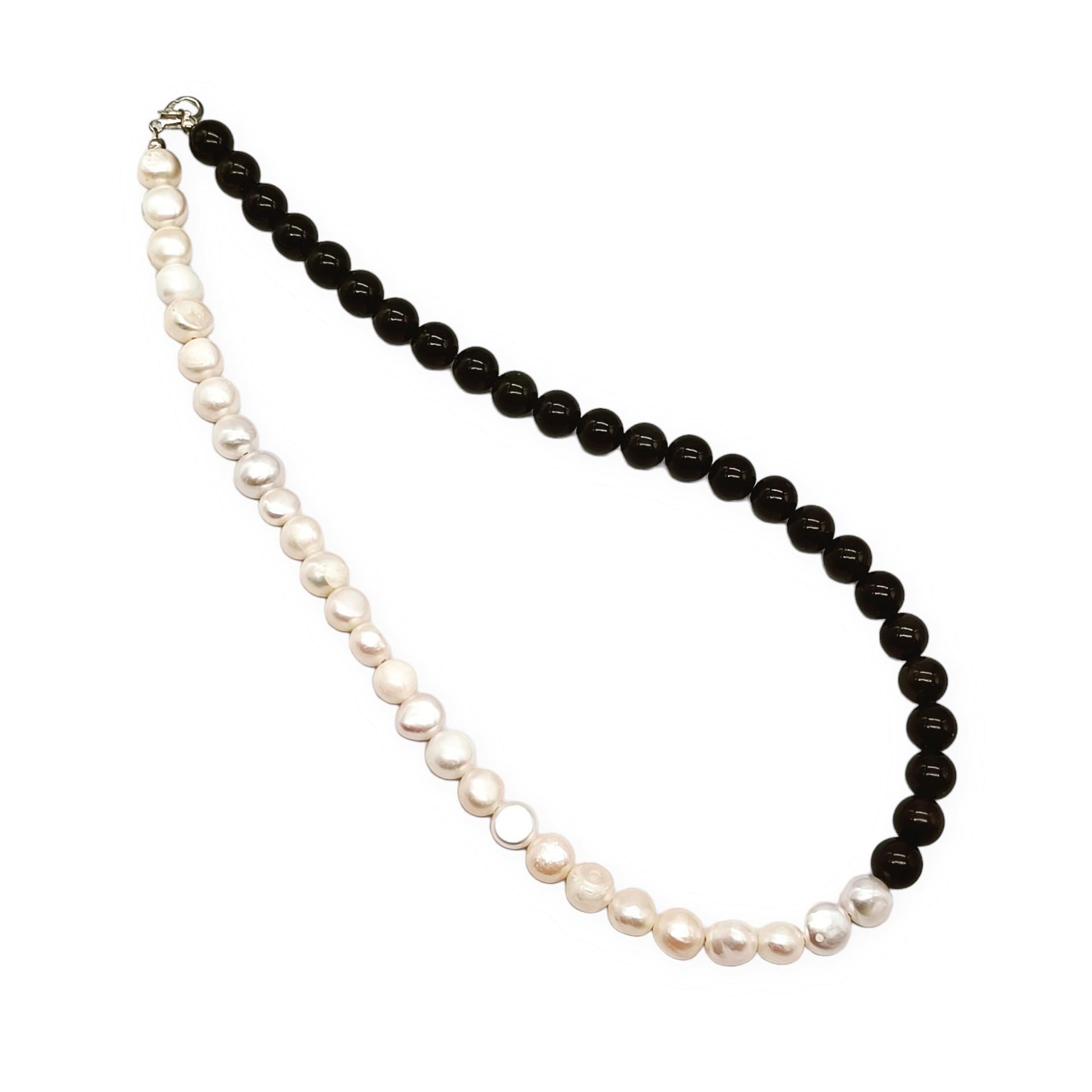 Collana di perle d'acqua dolce e perle nere, collana di perle naturali, collana girocollo di perle fatta a mano da donna, regalo di compleanno per lei