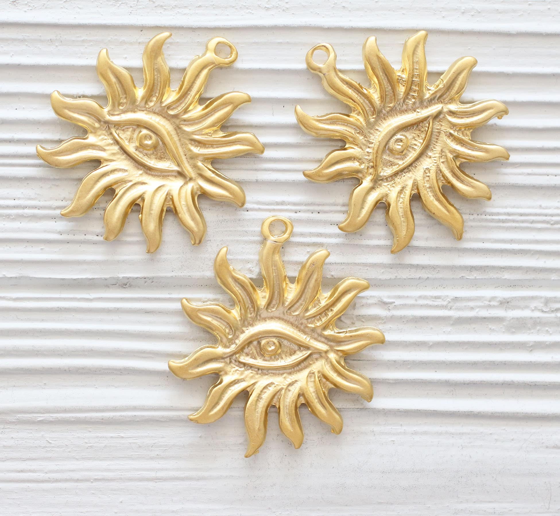 Antico ciondolo solare con malocchio, ciondolo solare, sole celeste, fascino sunburst, malocchio, ciondolo pendente sole celeste, ciondolo orecchini o