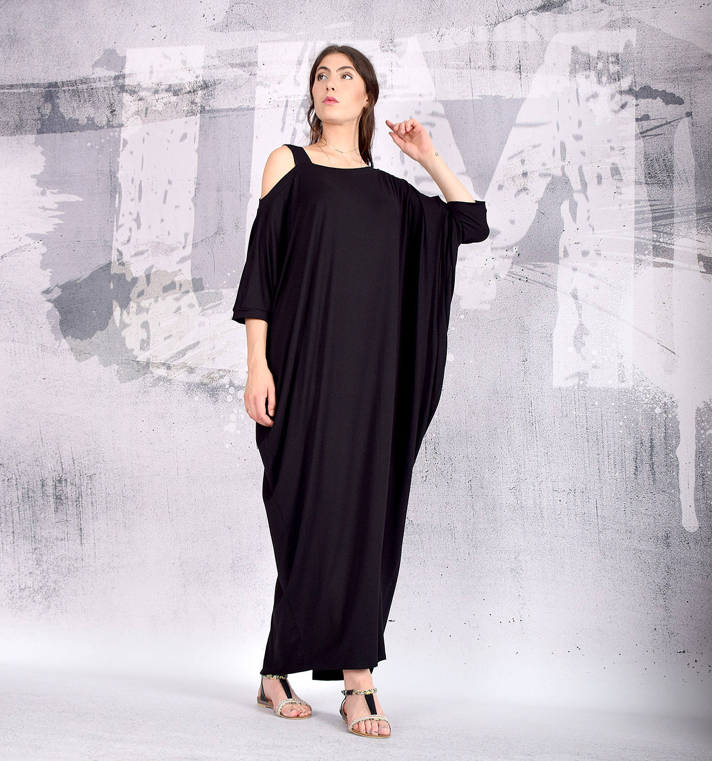 Abito lungo, Abito lungo nero, Abito a maniche lunghe, Abito estivo, Abito lungo, Abito taglie forti, Abito lungo taglie forti, Abito oversize, Um-193