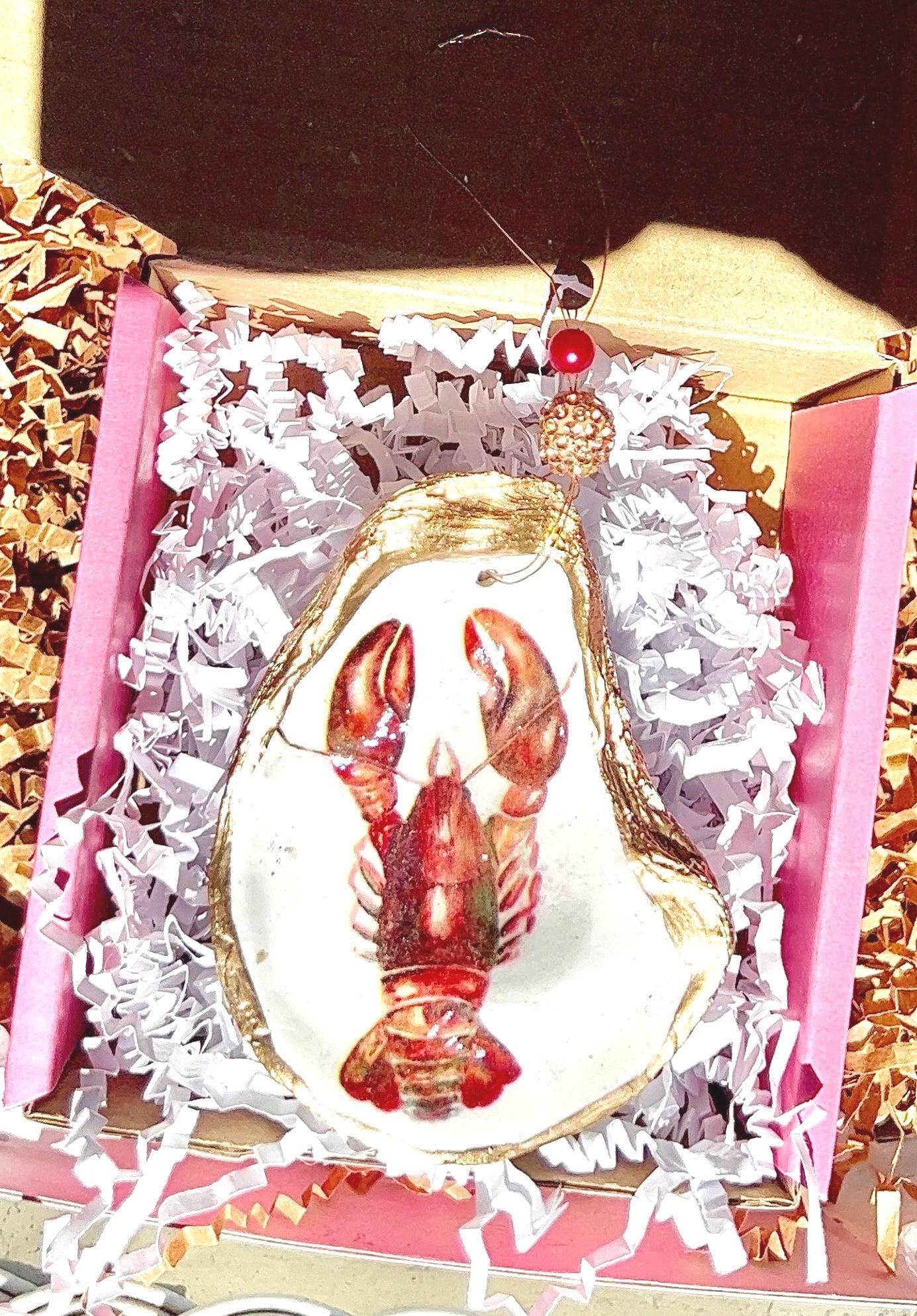 Decorazione natalizia a forma di aragosta del Maine. Decorazione natalizia a forma di aragosta rossa. Decorazione natalizia a forma di conchiglia d'os