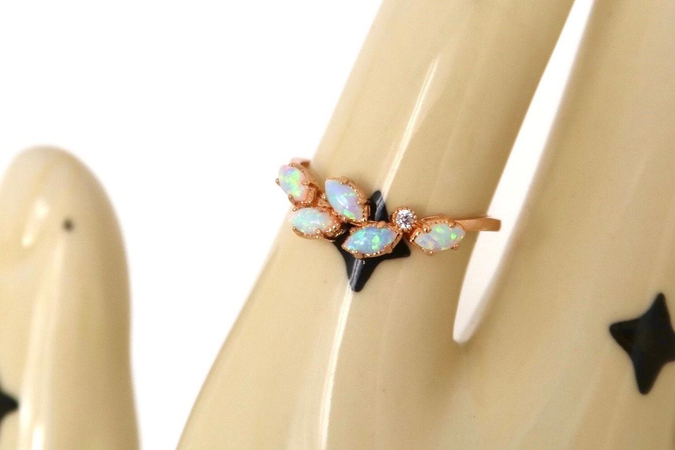 Anello in vermeil d'oro 18 carati con opale di fuoco, anello in argento sterling 925, anello a forma di foglia d'ulivo, ispirato alla natura, delicato
