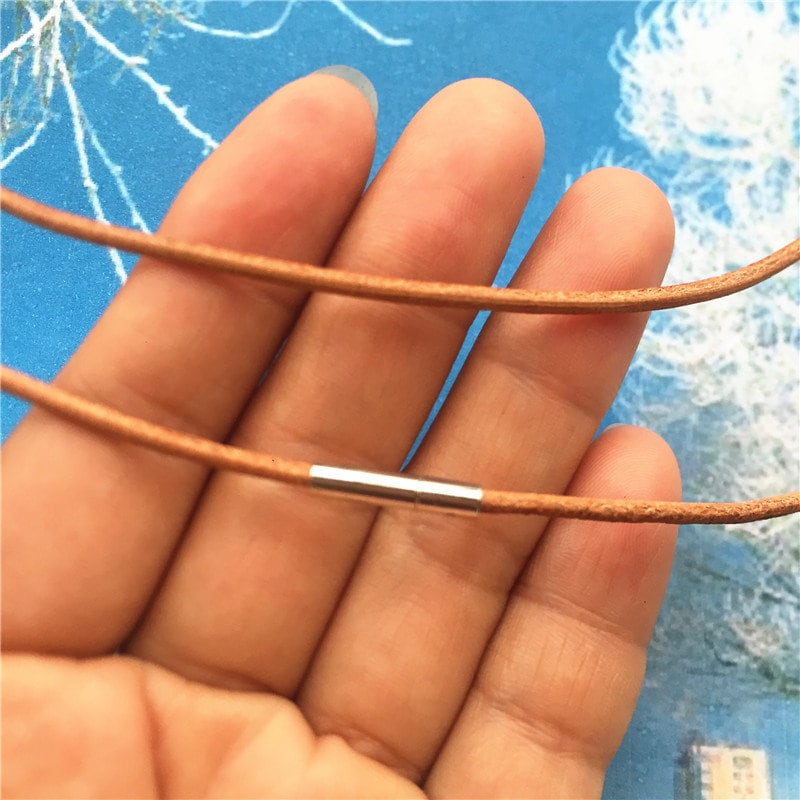 alta qualità 5 pezzi 2,0 mm 12-24 pollici per la tua scelta cordoncini per collana in vera pelle naturale in pollici con fermagli ad ago in acciaio in