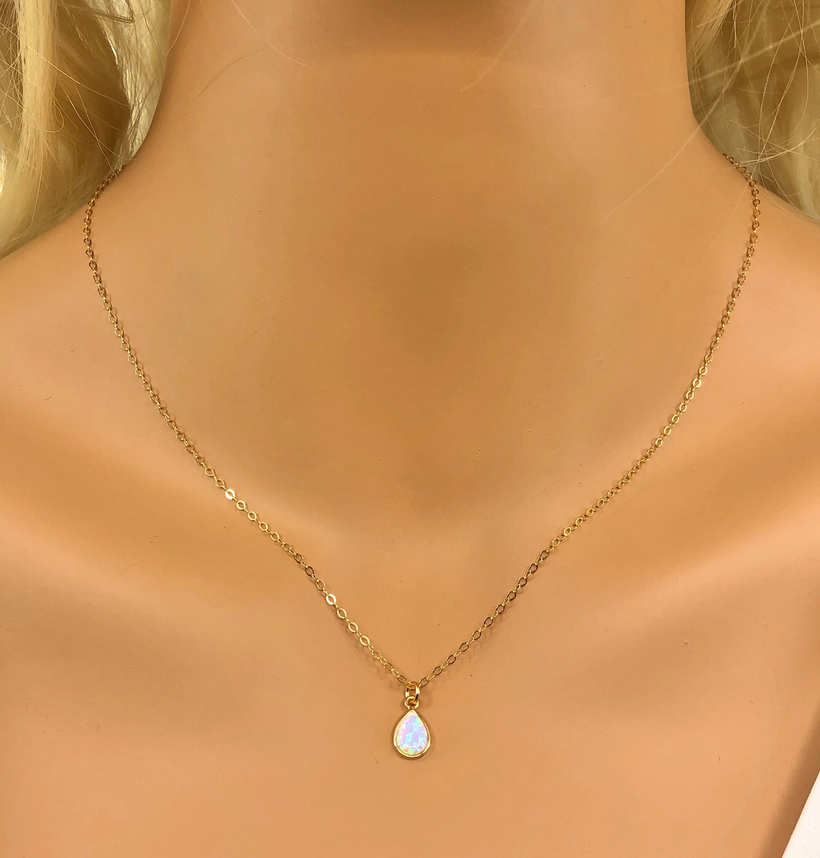 Collana con ciondolo a goccia in opale dorato * Catena riempita in oro 14k * Delicata collana in opale * Collana con ciondolo in opale * Collana da da