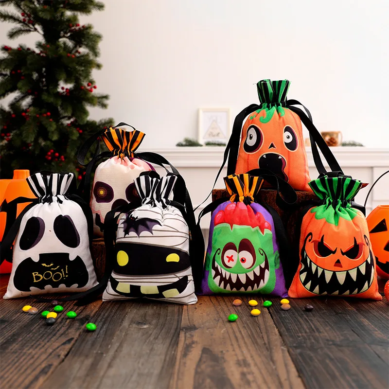 VIKAMA 10 Stück Halloween-Taschen für Süßigkeiten, erschreckende Cartoon-Drucke, weicher Stoff, angenehmes Gefühl, multifunktionale Lebensmittelbeutel Image