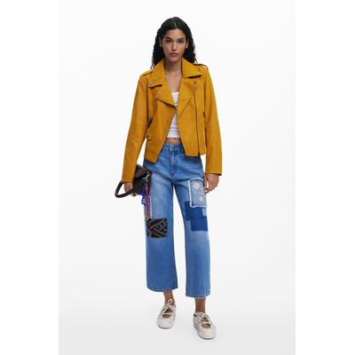 Cropped jeans with patches