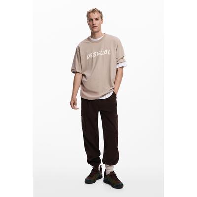 Long pants with patch