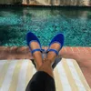 Weibliche Samt Kontrast Trim Ballerina Schuhe Runde Kappe Mitternacht Blau Gold-ton Schnalle Wohnungen frauen Strand Im Freien Casual sandalen