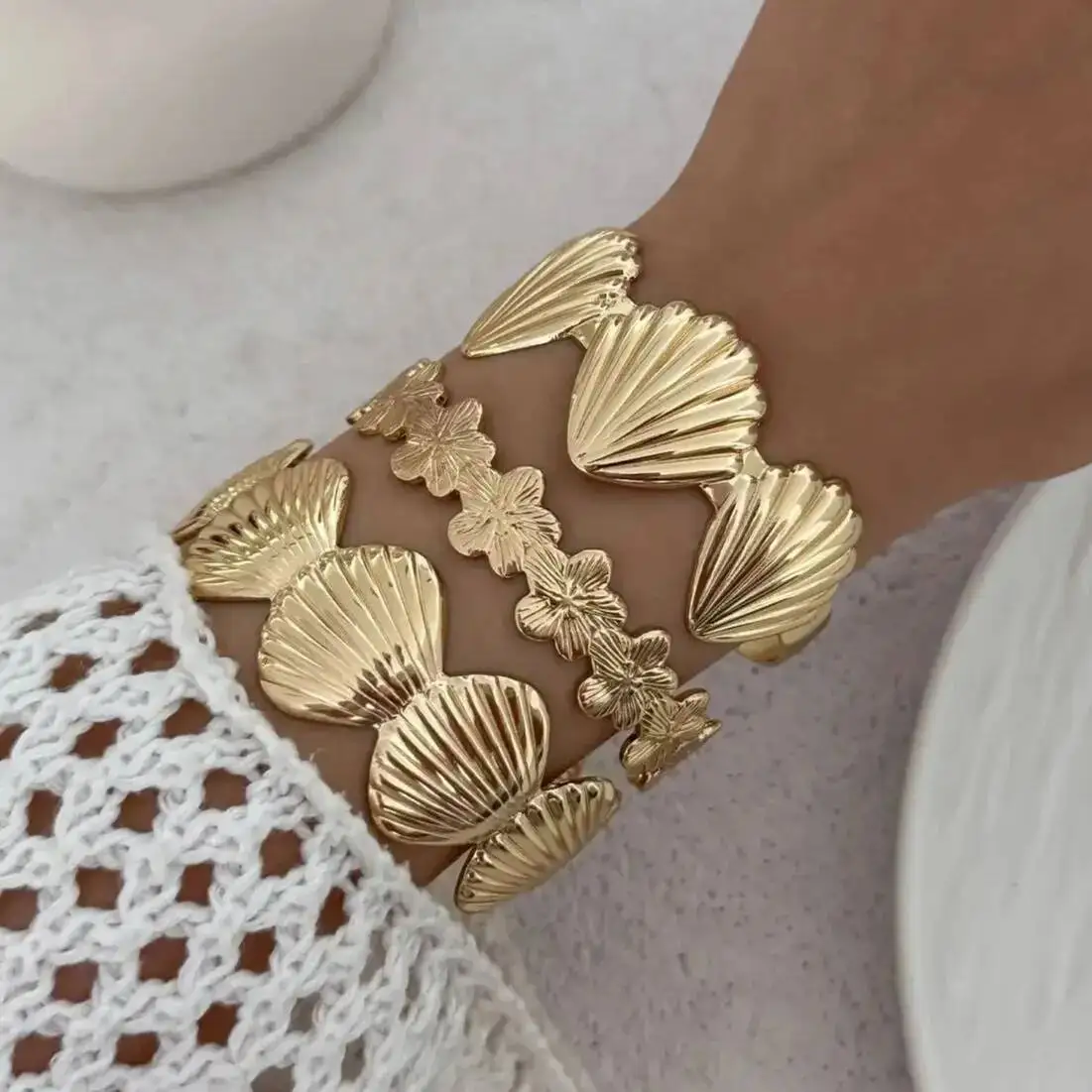 Salircon 3 Arten Sommer Ozean Stil Gold Farbe Blume Jakobsmuschel Manschette Armreifen Frauen Boho Punk Geometrische Armband Partei Schmuck geschenk