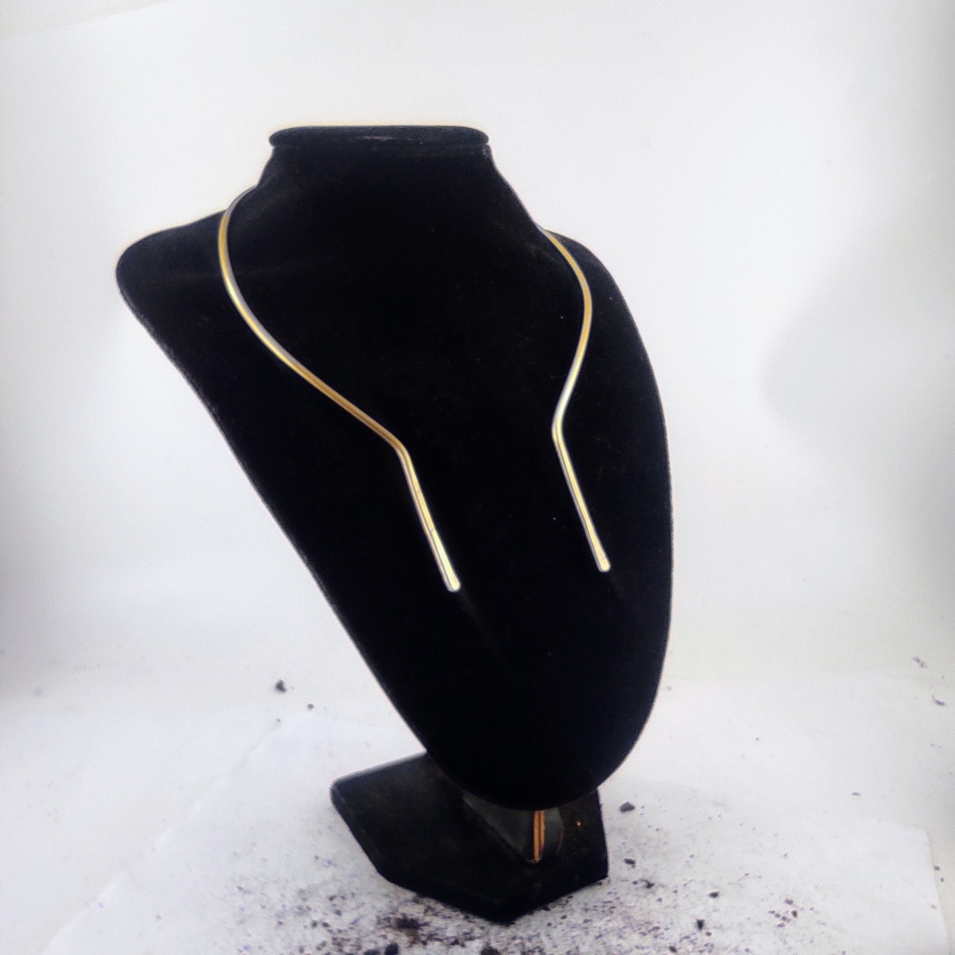 Collana con colletto / Collana aperta in ottone / Collana minimalista / Collana color oro / Collana semplice / Collana con polsino