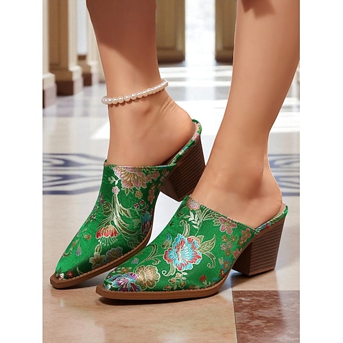 Grüne Jacquard-Pantoletten im 50er-Jahre-Stil für Damen – Slip-On-Pantoletten aus geblümtem Brokat mit Blockabsatz für Vintage-inspirierte Looks, elegante Outfits und kulturelle Veranstaltungen Image
