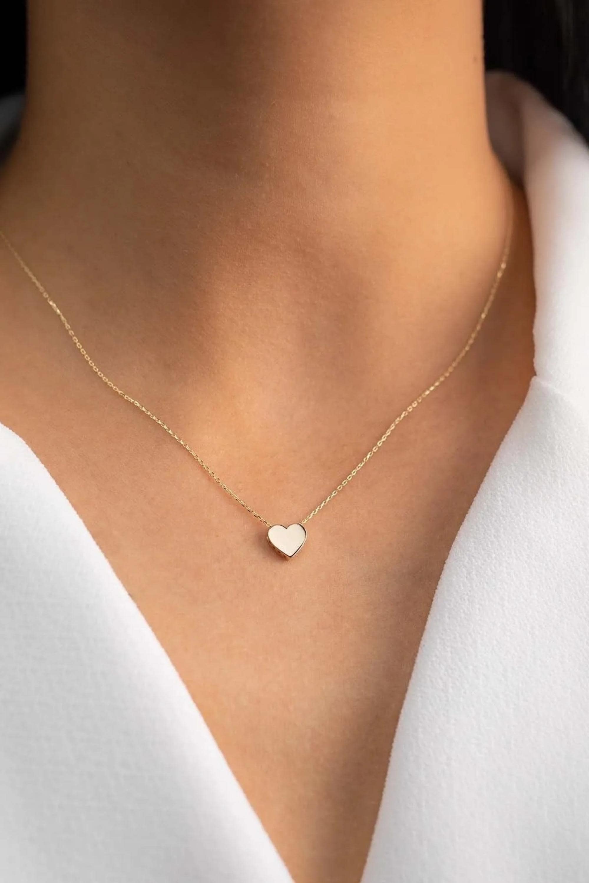 Collana a forma di cuore in oro 14 carati, collana con ciondolo a forma di cuore, delicato gioiello a forma di cuore in oro vero, collana dell'amore,