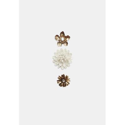 Stradivarius Set of 3 floral hair clips Ecru OS