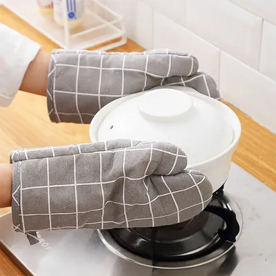 Kitchen heat insulation non-slip gloves tools high temperature and heat resistant household oven microwave oven special