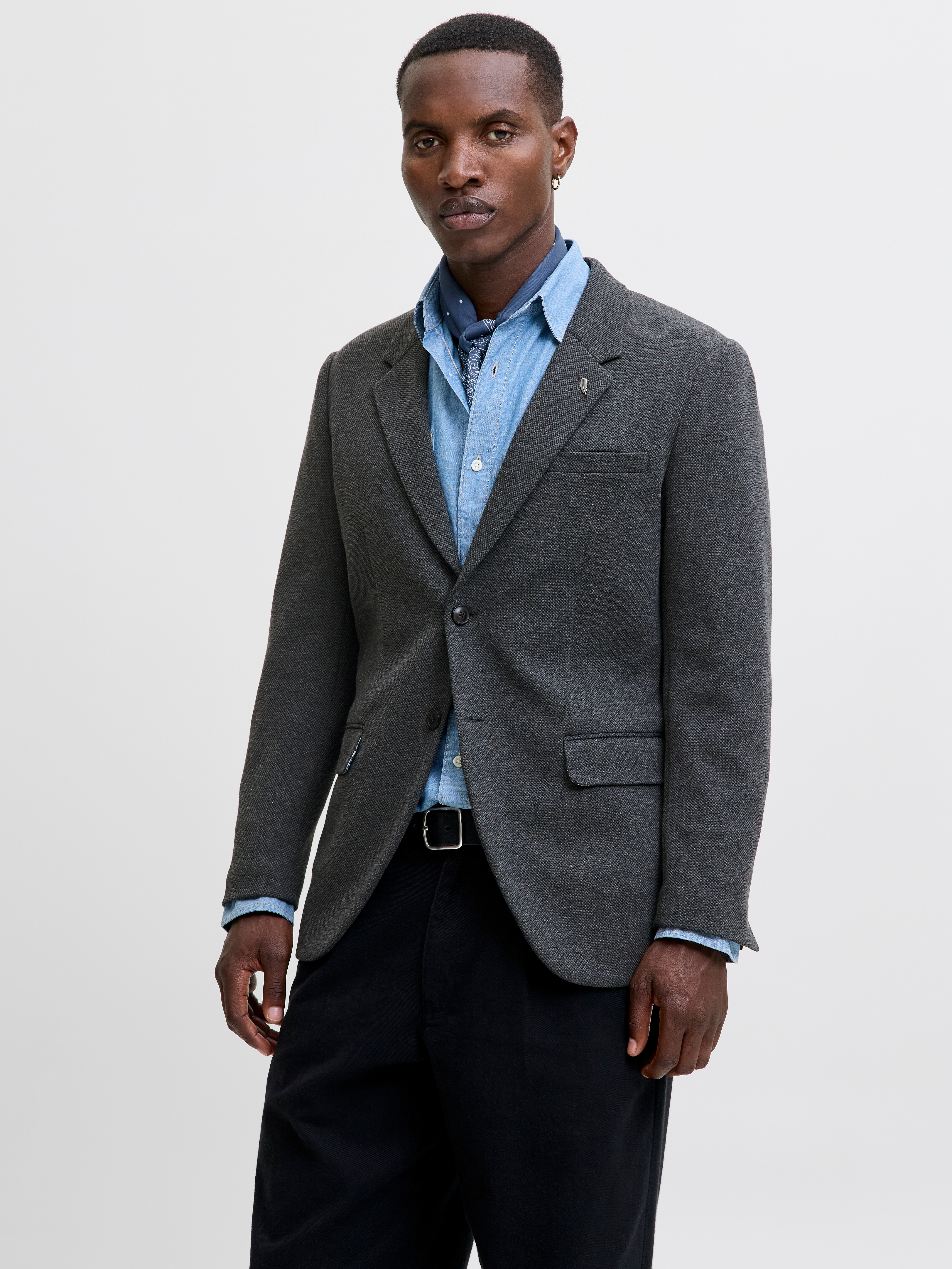 Sakko JACK & JONES "JPRMARTIN LEEDS JERSEY BLAZER HR02 SN", Herren, Gr. 48, dunkelgrau fit:slim fit, Web, Obermaterial: 84% Polyester, 14% Baumwolle, 2% Elasthan, unifarben, slim fit, Sakkos Sakko