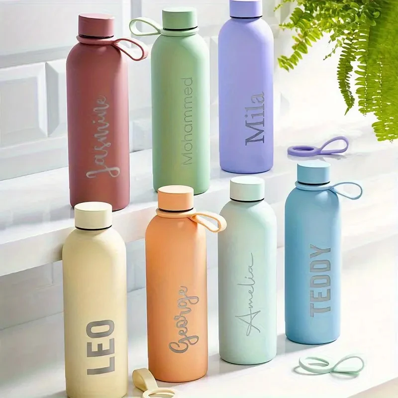 Nome personalizzato Bicchiere per bicchieri Bottiglia d'acqua Bottiglia d'acqua personalizzata Logo Sport isolato sotto vuoto Acciaio inossidabile