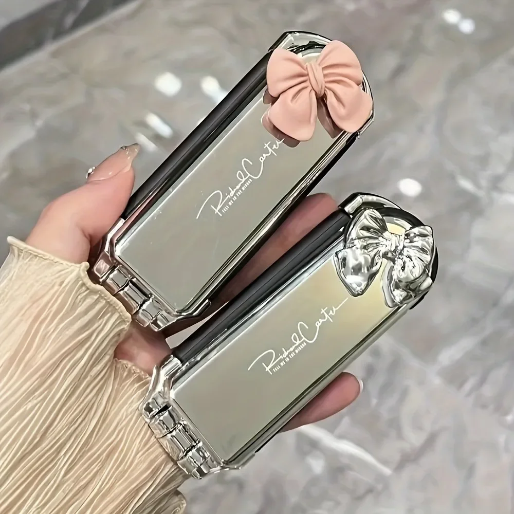 1 Stück tragbare, stilvolle Mini-Klapp-Damenhaarbürste mit Gummiborsten für alle Haartypen, perfekt zum Reisen und Einkaufen Image