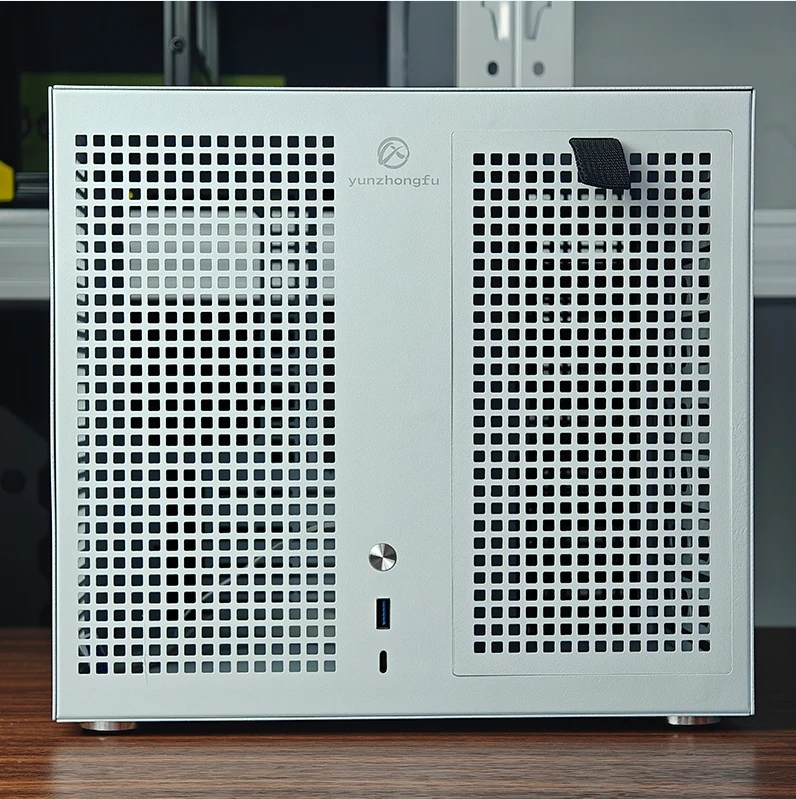 Neues, verbessertes Schütz-NAS-Gehäuse mit 8 Scheiben, ATX-Netzteil, MATX-Motherboard, volle Höhe, PCIe Black, Qunhui, Feiniu-Heimspeicher