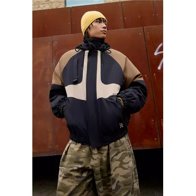 Ayker Panel Utility Jacket M at Urban Outfitters