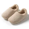 Casual Plüsch frauen Hausschuhe Hause Luxus Designer Frau Schuhe Flache Winter Indoor Stiefeletten Trend Rutschen Elegante Schuhe Weichen