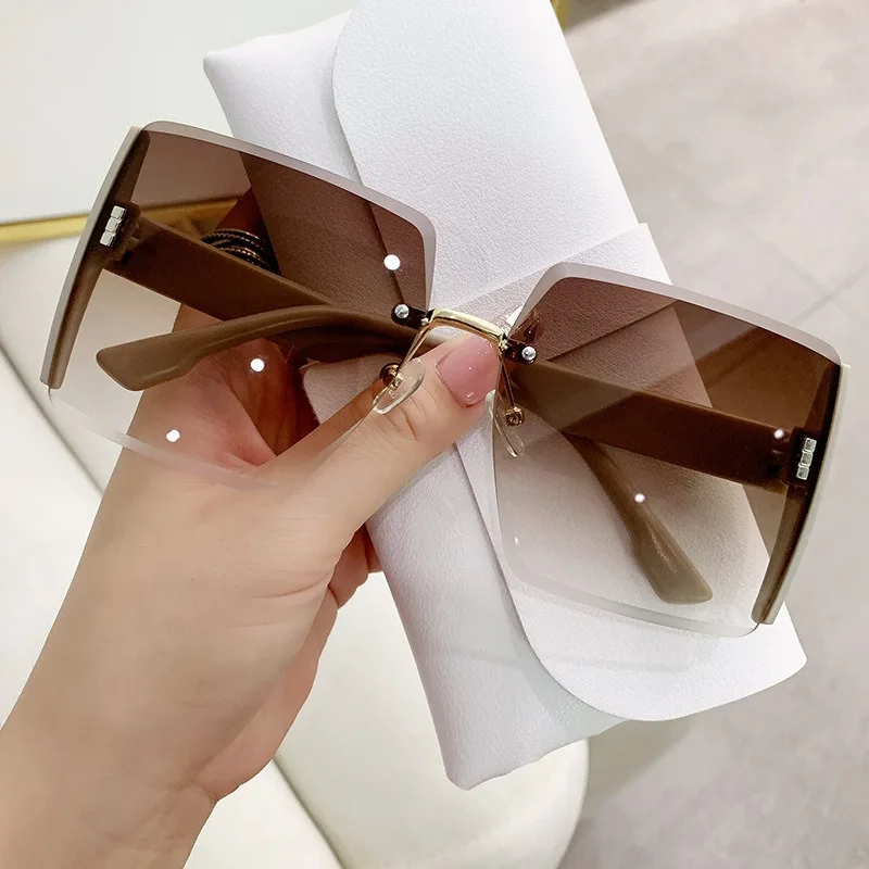 Stil: Klassische schwarze Big Square Shades Sonnenbrille für Damen und Herren, modische Damen-Sonnenbrille mit UV-Schutz Image