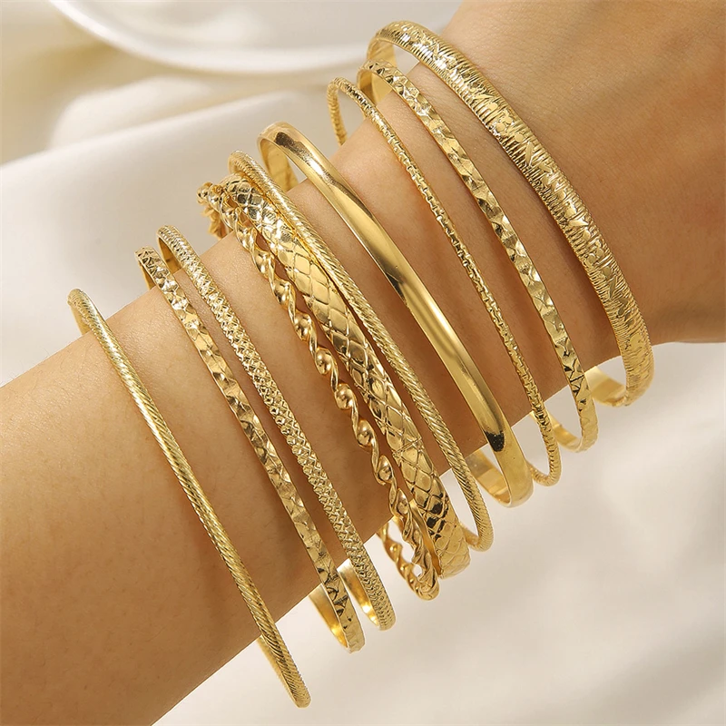 6-10 stücke Multilayer Metall Armreifen Set Für Frauen Gold Farbe Hip Hop Punk Strukturierte Stapelbar Armband Partei Schmuck zubehör