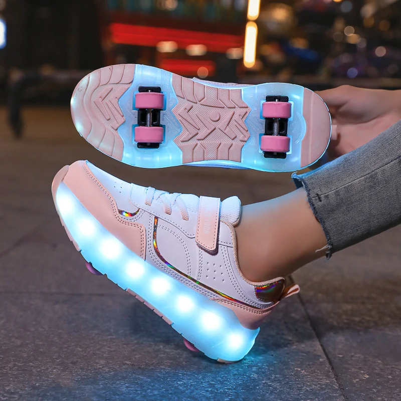 Leuchtende Rollschuhschuhe mit Rädern, abnehmbare Turnschuhe, Kinder-Rollschuhe, USB-Aufladung, leuchtende Sport-Skate-Board-Schuhe für Jungen und Mädchen Image