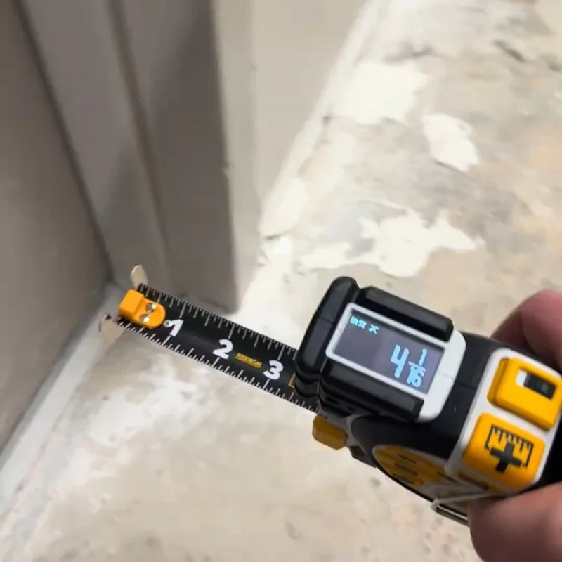 Maßband Bluetooth-Entfernungsmesser Kreuzabsehen Elektronisches Lineal Messgerät Handmessgerät für den Außenbereich Image