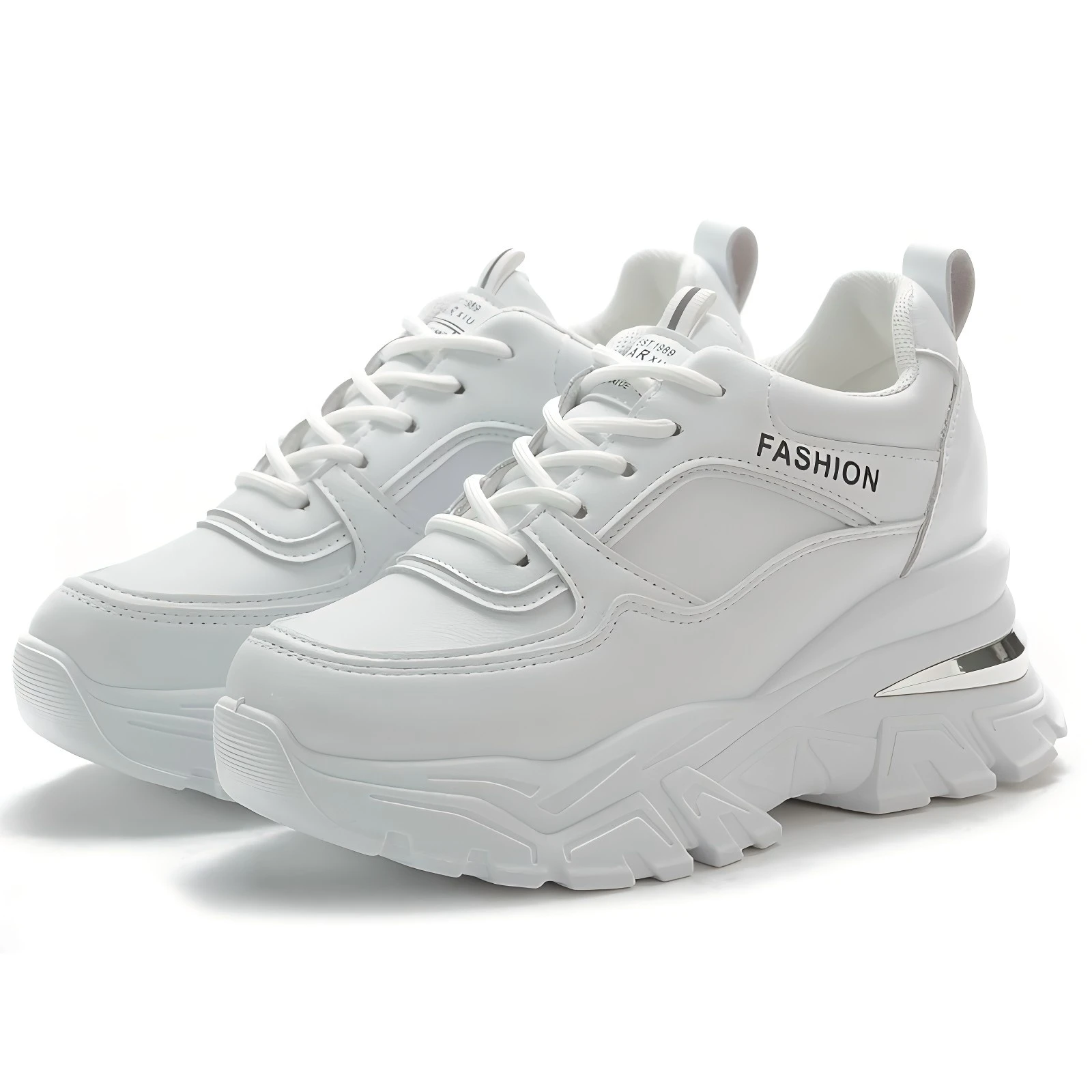 Damen-Sneaker mit zunehmender Körpergröße, klobige Turnschuhe, modische weiße Plateau-Sportschuhe für Damen, PU-Leder, dicker Boden, vulkanisierte Schuhe