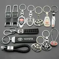 Portachiavi per auto in metallo/pelle 3D per Toyota Corolla Chr rav4 Yaris prius avensis Camry Portachiavi Portachiavi Accessori auto