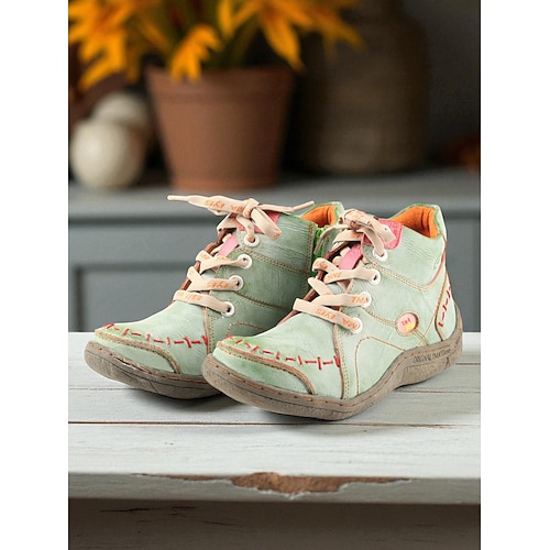 Grüne Schnürstiefeletten aus echtem Leder für Damen – kurze Stiefel im rustikalen Farm-Stil für die Herbsternte, Spaziergänge im Freien und Freizeitkleidung Image