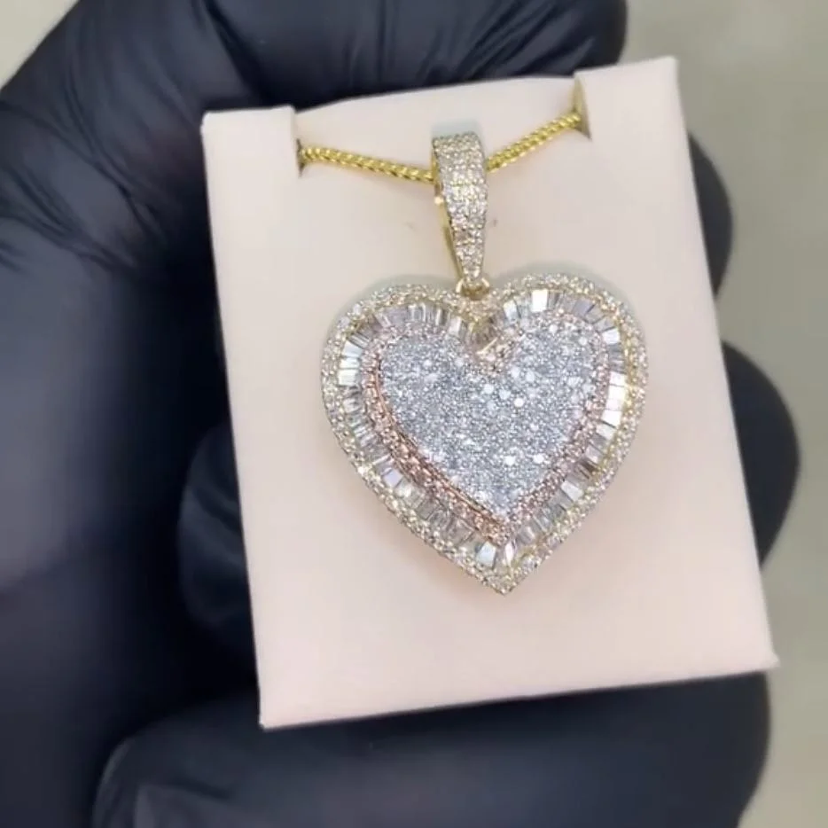 2026 Neuheiten Glänzende Herzförmige Anhänger-Halskette Mikro-Pavé Bling Zirkonia für Damen Mode Valentinstag Geschenk Image