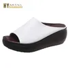 Mode schuhe Damen Leder Sohle Hausschuhe Frauen Sexy High Heel Clogs Schwarz Peep Toe Plattform Maultiere Emal Slip auf Sandalen schuhe