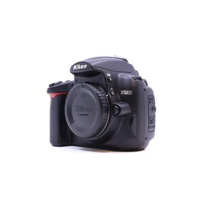 Used Nikon D5000