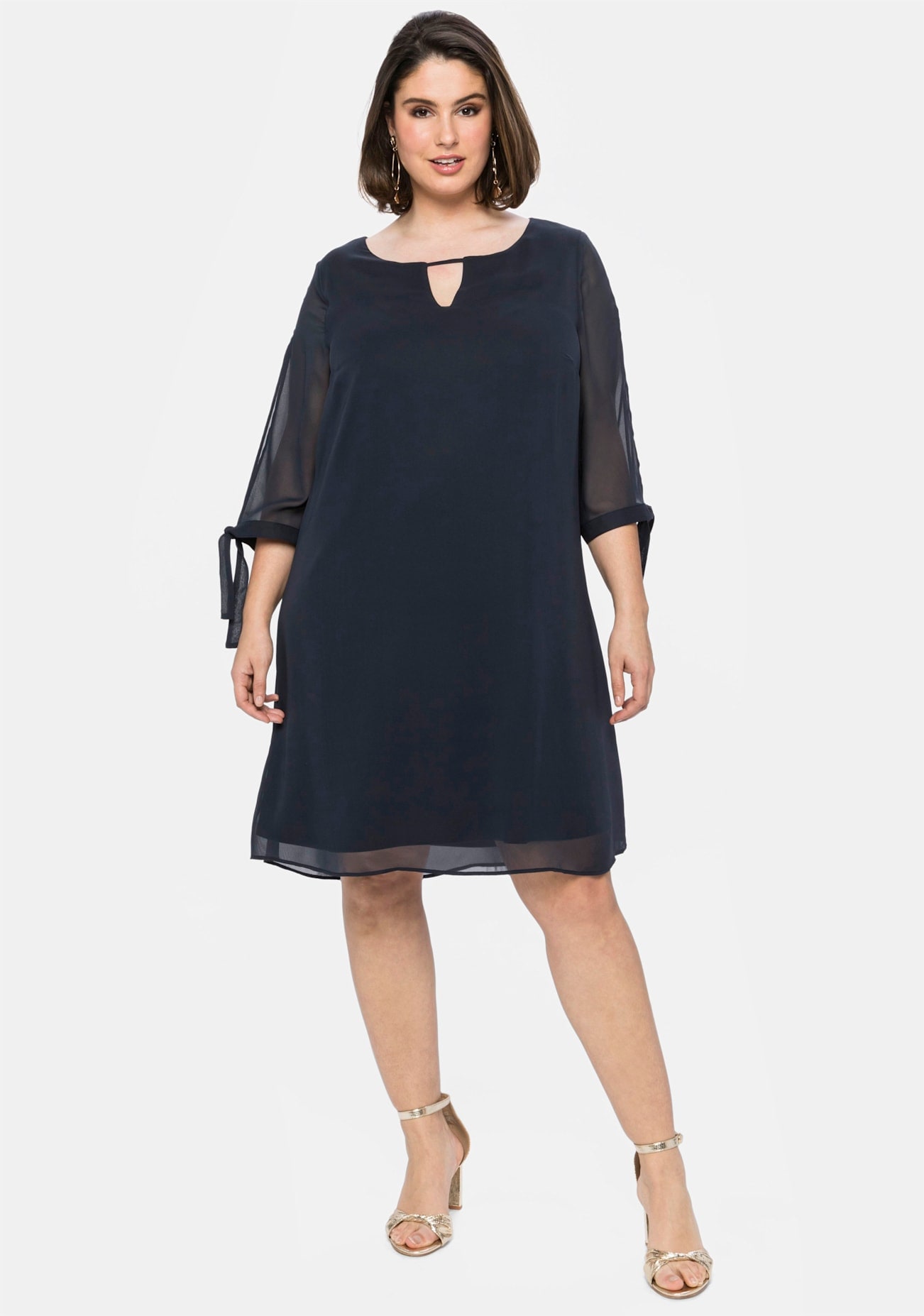 Chiffonkleid SHEEGO "Chiffonkleid", Damen, Gr. 54, Normalgrößen, blau (nachtblau), 100% Polyester, unifarben, knielang, Rundhals, Kleider Image