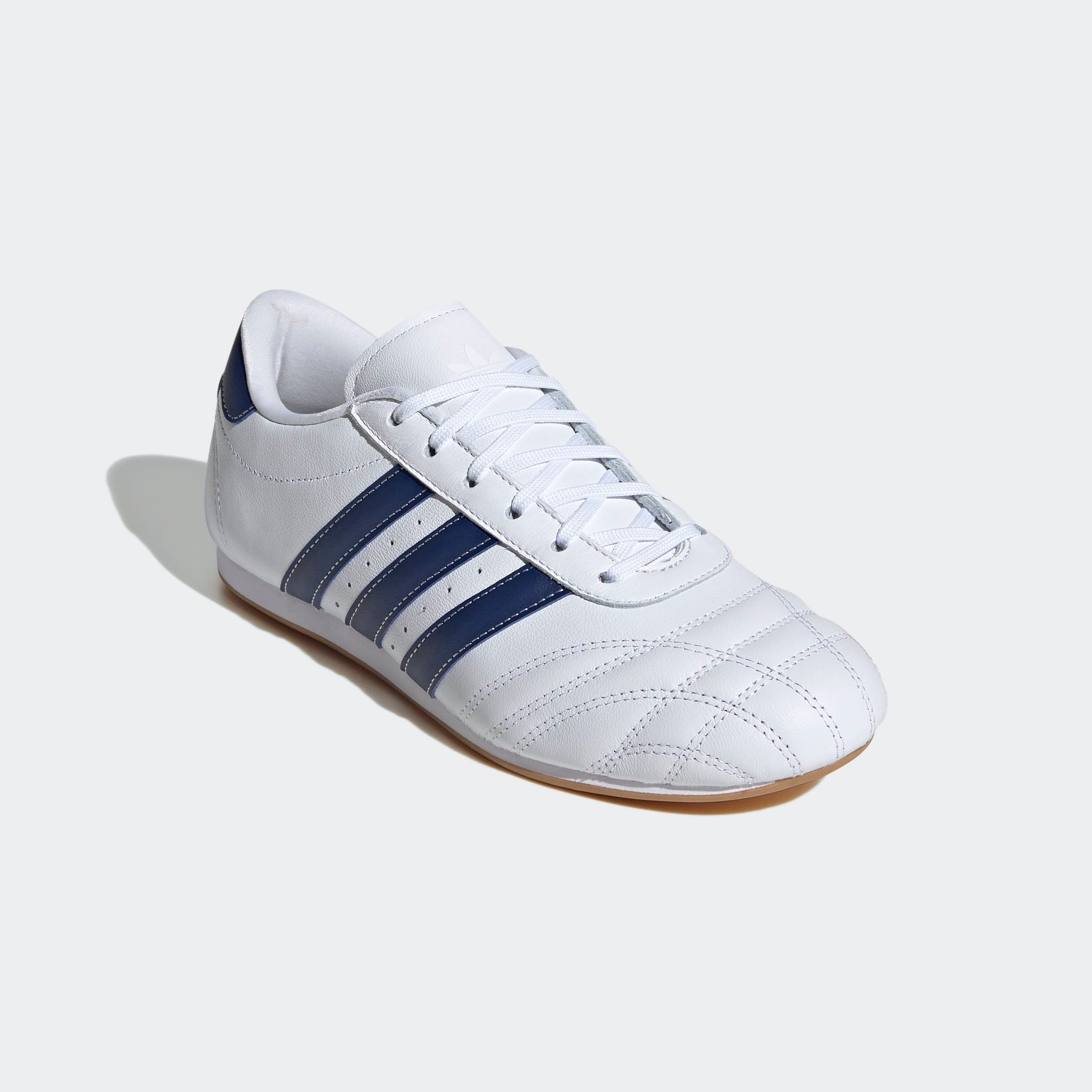 Sneaker ADIDAS ORIGINALS "ADIDAS TAEKWONDO LACE", Gr. 41, cloud weiß, victory blau, gum 3, Leder, Synthetik, Schuhe