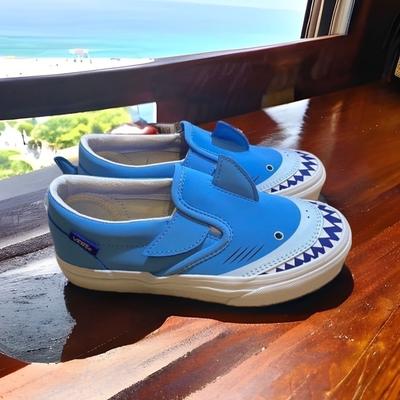 Vans Shoes | Vans Shark Classic Slip On Shoes Sneakers New 1.5 Youth Kids 3d Blue | Color: Blue/White | Size: 1.5b