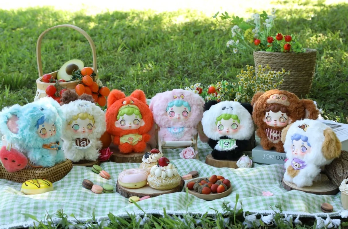 Auf Lager: Wunderbare Lrurl Tier-Stealth-Op Trendige Mystery Box Vinyl-Spielzeuge, Liebenswerte Ornamente, Plüsch-Anhänger, Überraschungs-Geschenk für Mädchen Image