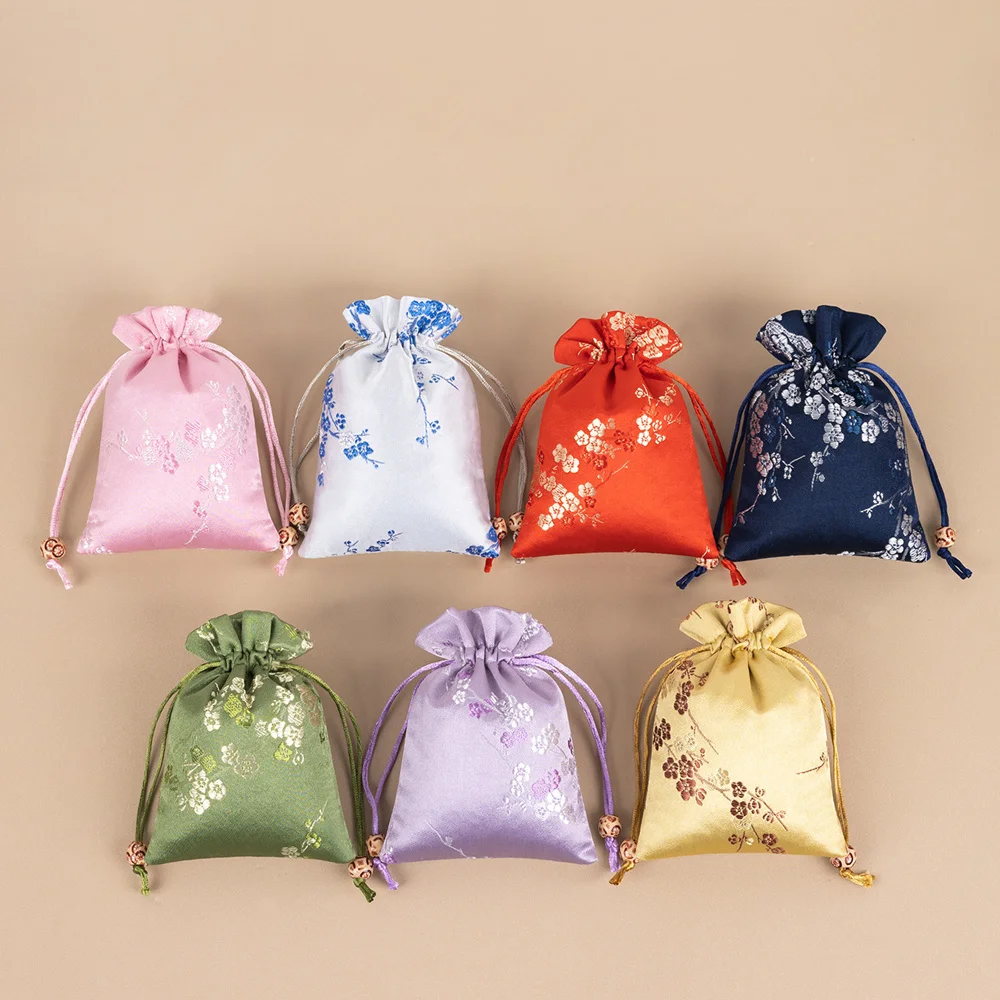 5/10 Stück chinesische traditionelle Pflaumenblüten-Stickerei-Aufbewahrungsbeutel mit Kordelzug, 8 x 10/10 x 14 cm, Schmuckstoff-Verpackungsbeutel
