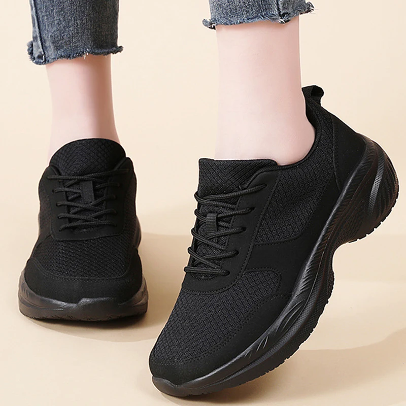 Baskets de mode chaussures femme à lacets baskets décontractées de haute qualité chaussures de sport pour femmes chaussures élégantes chaussures pour femmes vente