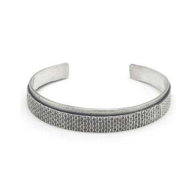 oddcollet Texture band cuffs