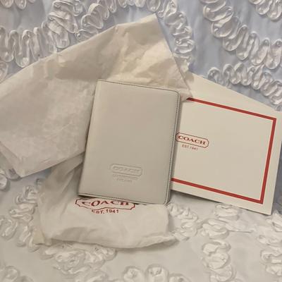 Coach Party Supplies | Coach Leather 5 White Photo Album Books With Dust Bags Tissue Paper Boxes Nwt | Color: White | Size: 5 Books