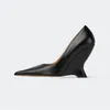 2024 frauen Sommer Neue High Heel Dicke Sohle Sandalen Geformt Ferse Flacher Mund Spitz Mode Sexy frauen 44 plus Größe Schuhe