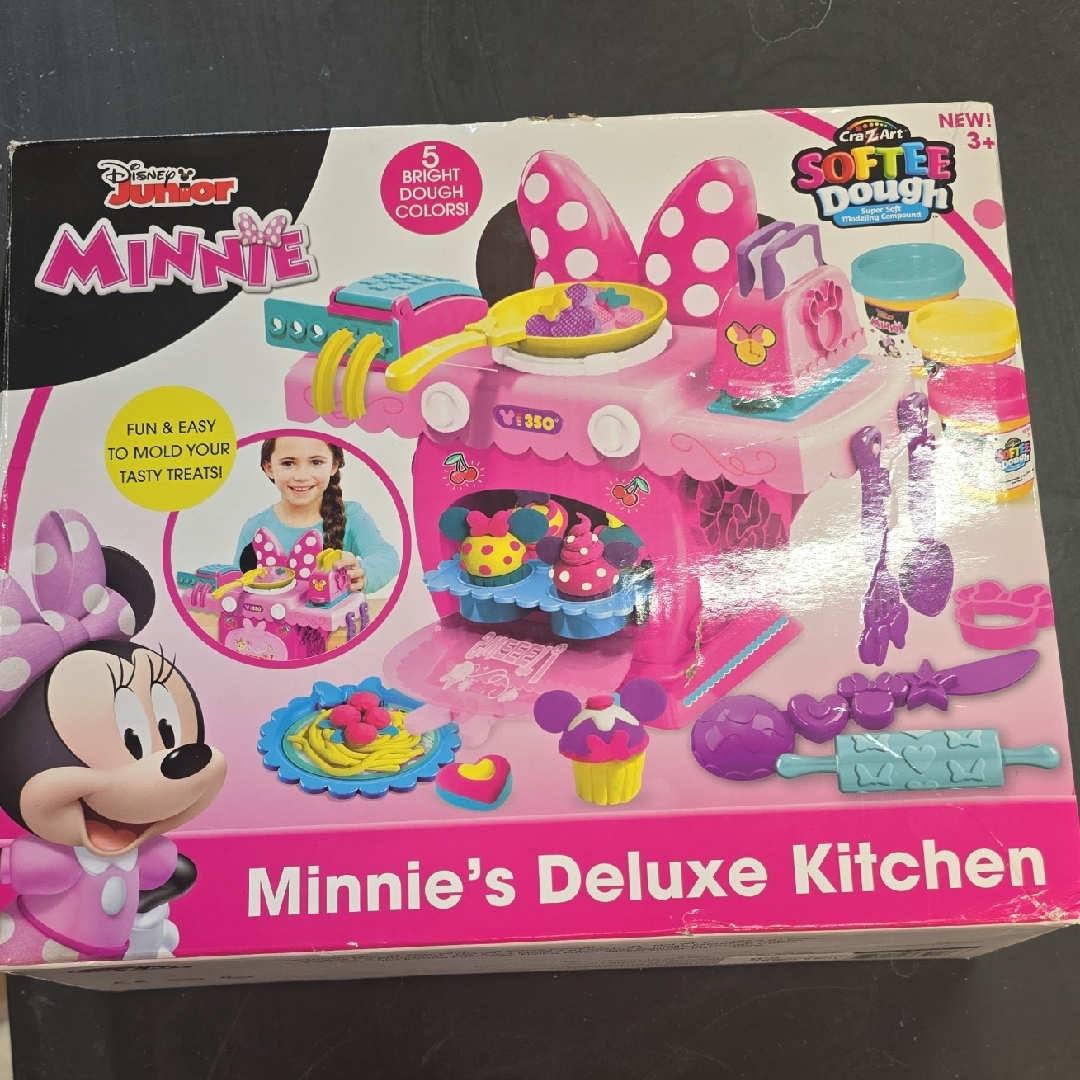 Disney Toys | 11110 New Disney Minnie Deluxe Kitchen Playset - Pink And Purple Softee Dough | Color: Pink/Purple | Size: Deluxe Kitchen