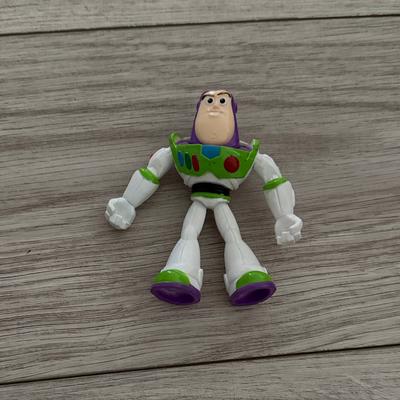 Disney Toys | Disney Toy Story 4 Flextreme Bendable Figures 18cm Buzz Lightyear | Color: Green/Purple | Size: Osb