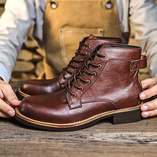 Braune Vintage-Kampfstiefel für Herren mit Schnürung und robuster Sohle, lässiger Retro-Arbeitskleidungsstil für Outdoor-Abenteuer und Alltagsmode Image