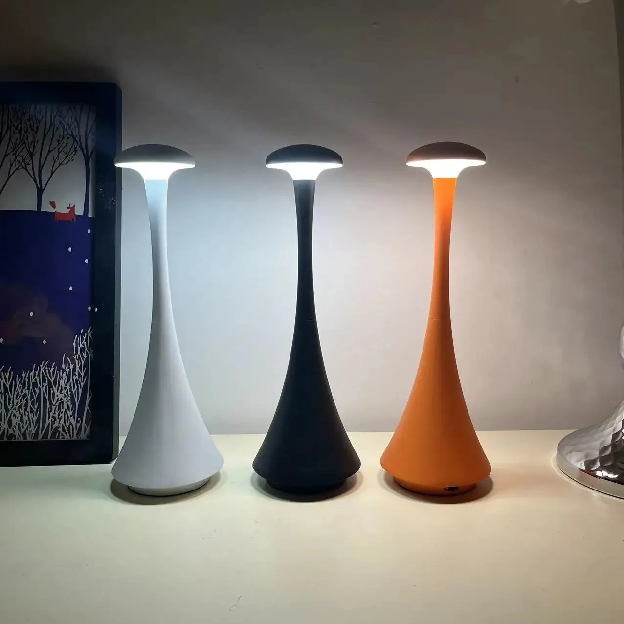 Nouveauté lampe de Table champignon lampe tactile sans fil Rechargeable lampe créative USB-C lampe de bureau hôtel chambre lumière d'ambiance