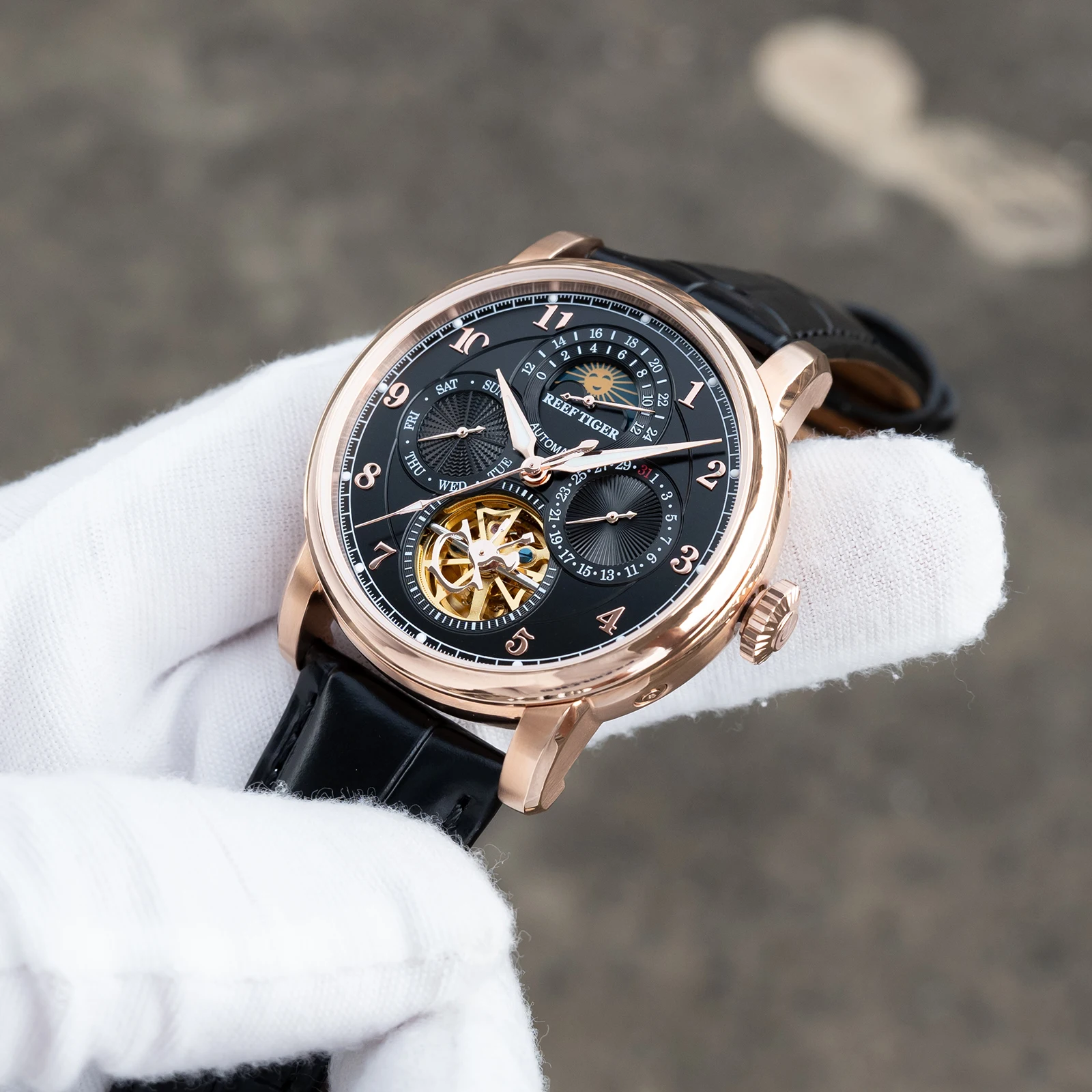 Reef Tiger Master Herrenuhr Moonphase Automatik 24-Stunden-Anzeige Tourbillon Leuchtendes Kalbsleder Klassisch 24K Gold RGA1965